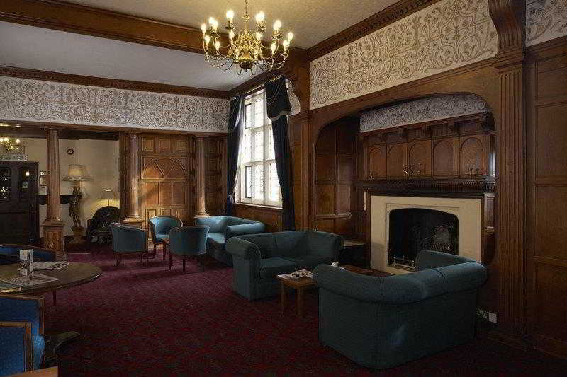 The Birch Hotel ヘイワーズ・ヒース エクステリア 写真